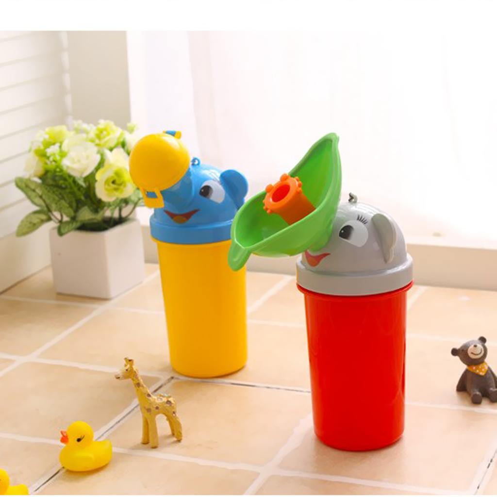 Bottiglia Portatile per Pipì,  - Travel Accessories For Kids recensione e prezzo